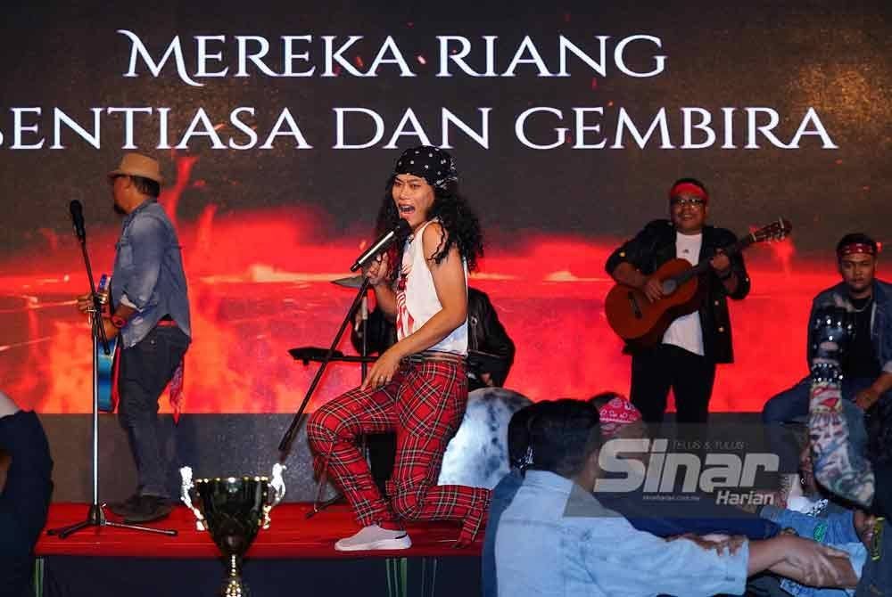 Gamma Fighters tampil dengan persembahan konsert rock ala-ala 80-an. FOTO: SINAR HARIAN - MOHD HALIM ABD WAHID.