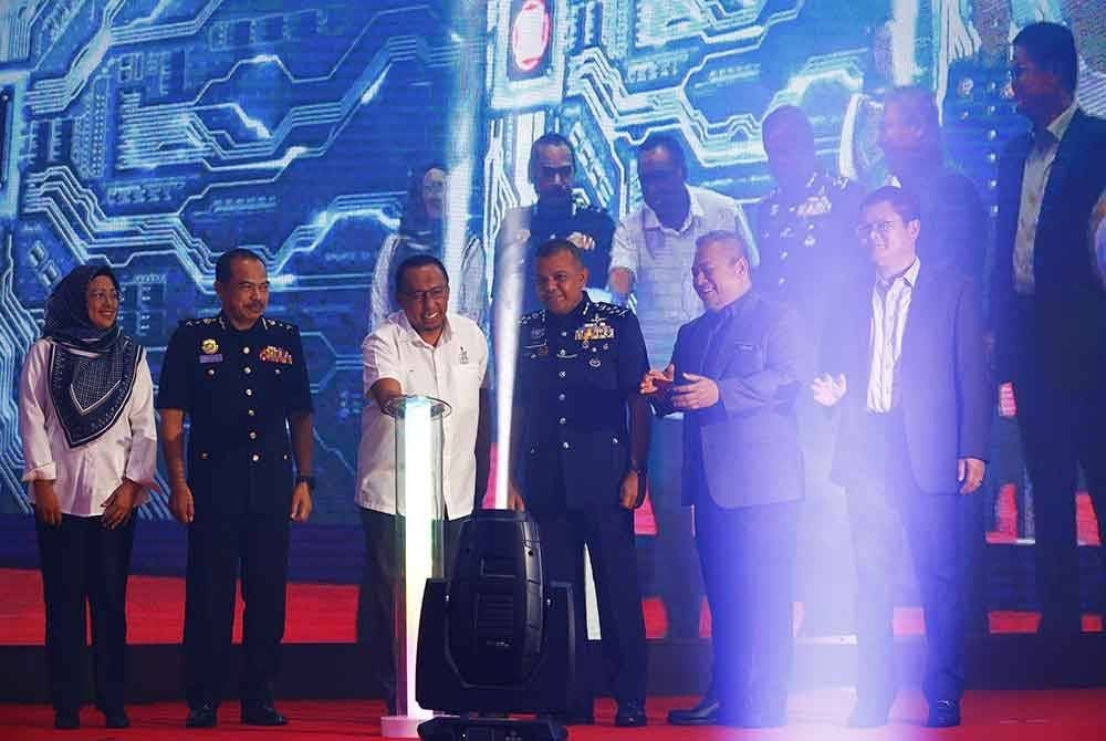 MBK menyasarkan misi untuk memantapkan prinsip tadbir urus baik, integriti dan antirasuah dengan meningkatkan kecekapan serta ketelusan dalam penyampaian perkhidmatannya.