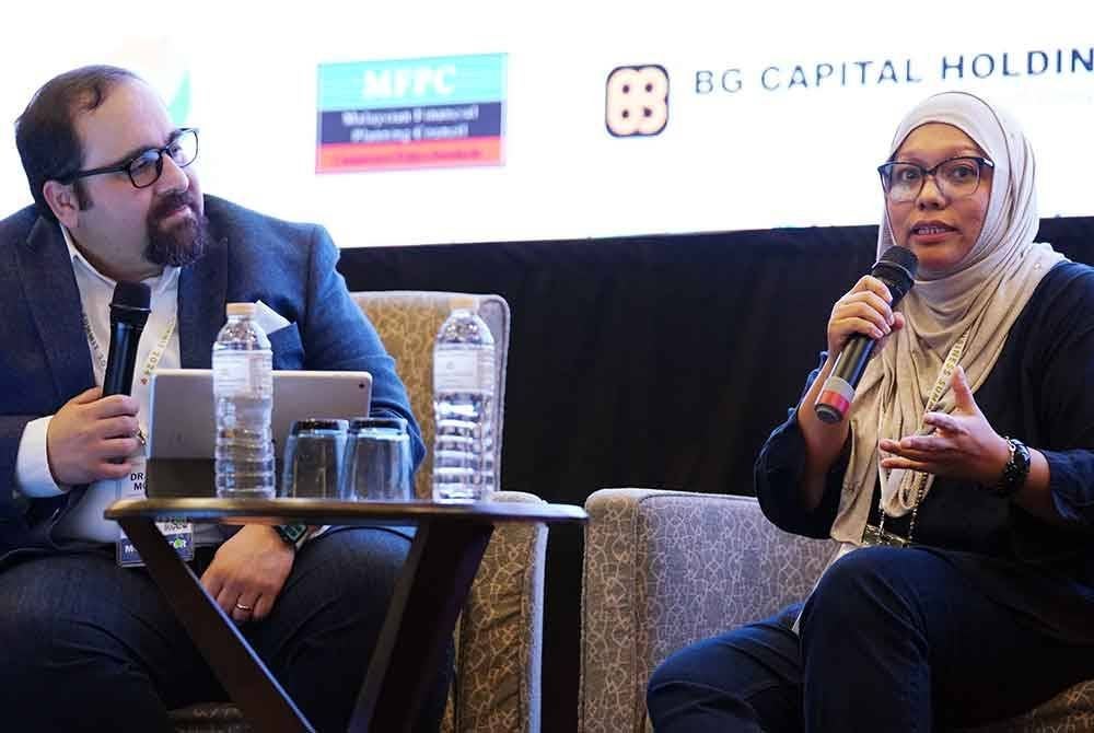 Firdaus (kanan) menjadi panel pada 4th Asia Pacific Family Business Summit 2024 yang diadakan pada Selasa.