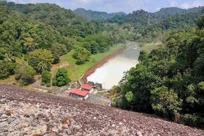 Paras Empangan Pedu mencatatkan 681 juta meter padu atau 63.10 peratus setakat ini. Foto MADA