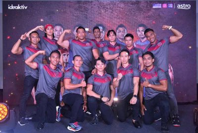 12 peserta yang dipasangkan secara duo mengharungi cabaran dalam 'Maskulin Who’s Your Bro', rancangan realiti terbaharu hasil kerjasama Astro dan Nu Ideaktiv Sdn Bhd. Foto MOHAMMAD JAZLAN NANGAR