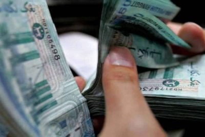 Ringgit ditutup tinggi berbanding dolar AS pada Selasa, pulih daripada penurunan semalam berikutan permintaan yang lemah untuk dolar AS. Foto hiasan