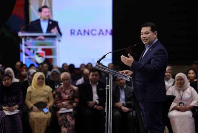 Rafizi berucap pada Sesi Libat Urus RMK13 bersama Kerajaan Negeri Sembilan di Port Dickson pada Selasa. Foto Bernama