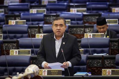 Anthony Loke pada Persidangan Dewan Rakyat sempena Mesyuarat Ketiga Penggal Ketiga Parlimen ke-15 di Bangunan Parlimen, pada Rabu. Foto Bernama
