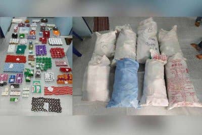 PGA Briged Tenggara merampas pelbagai jenis ubat haiwan dipercayai diseludup dari Thailand tanpa dokumen sah bernilai RM434,200 di Pangkalan Haram Simpangan Tumpat semalam.