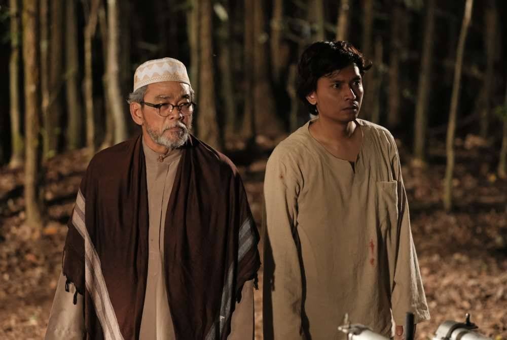Hafidzuddin Fazil yang sebelum ini membawakan watak Pak Imam dalam JPB kembali bersama anaknya, Hafiz yang dijayakan pelakon Aliff Hadi.