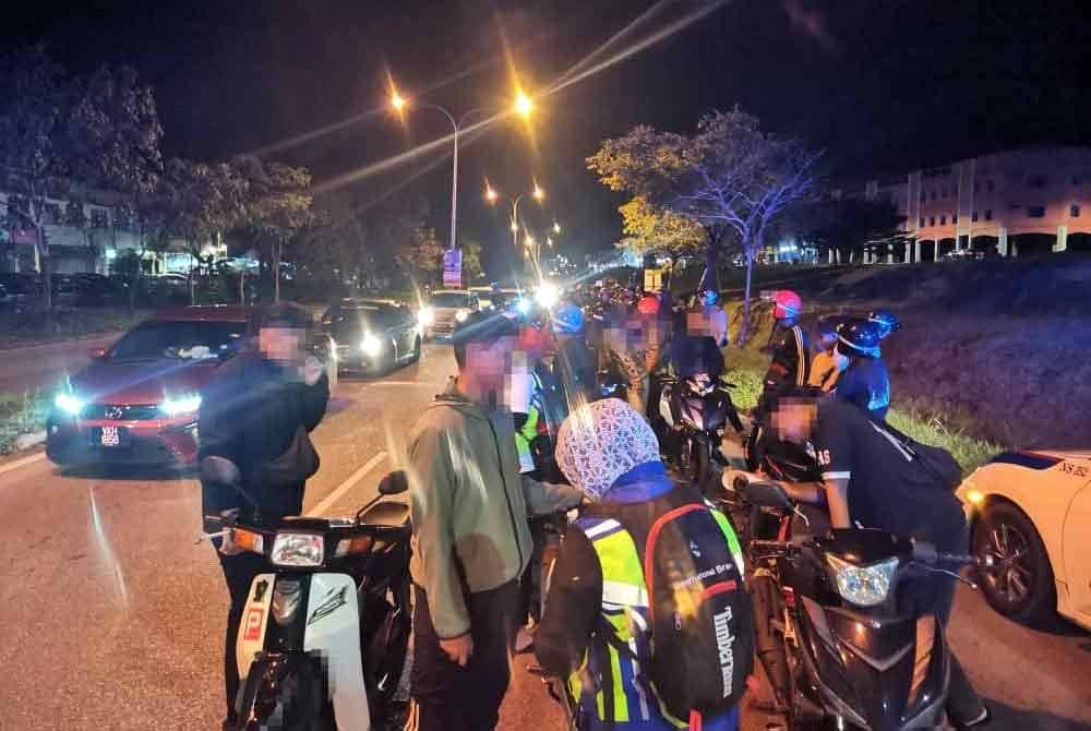 Sebanyak 375 kenderaan diperiksa membabitkan 386 individu dalam Op Khas Samseng Jalanan.