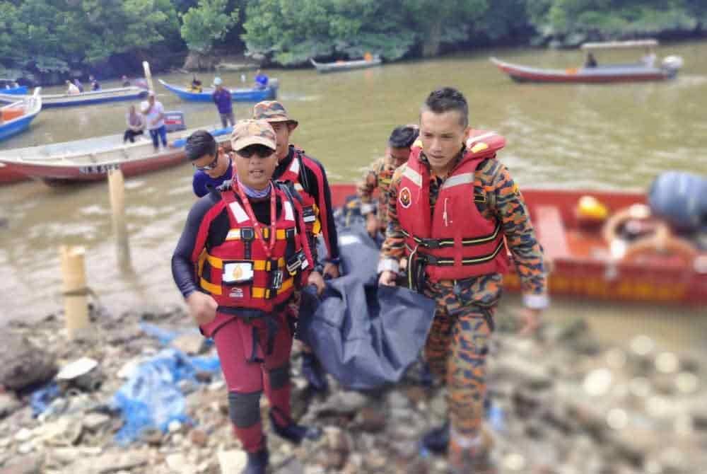 Mayat mangsa ditemukan berdekatan Jeti Pengkalan Sayang Disayang, Kampung Rantau Panjang di sini pada Ahad.