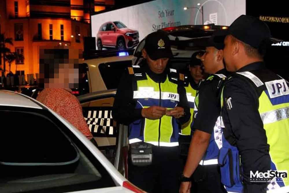 Sebanyak 161 notis tawaran kompaun dikeluarkan atas pelbagai kesalahan dalam operasi kali ini.