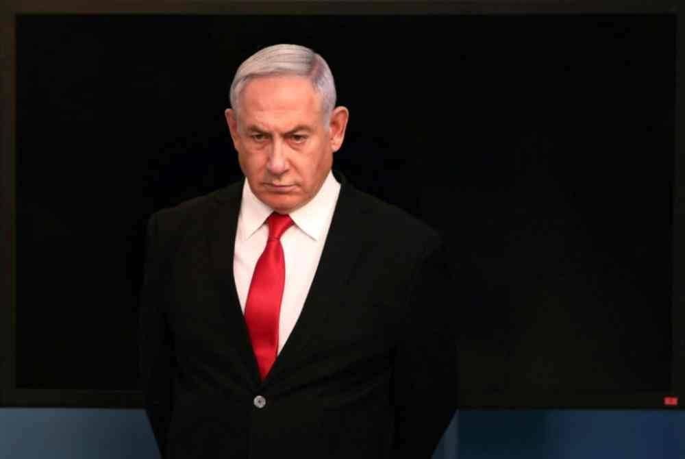 Netanyahu menafikan tuduhan tersebut dan mendakwa dokumen yang diterbitkan akhbar Bild di Jerman itu kononnya tidak pernah sampai di meja pejabatnya. Foto Agensi