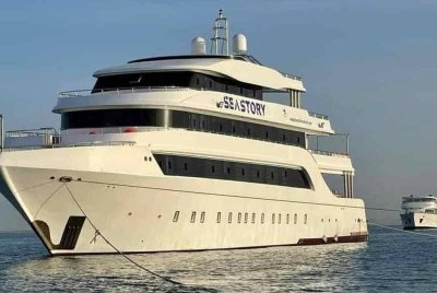 Menurut maklumat awal, bot yang dikenali sebagai 'Sea Story' itu karam berhampiran kawasan terumbu karang di utara Marsa Alam - Foto: Agensi