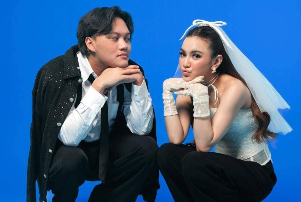 Keputusan perkahwinan mereka diketahui selepas pasangan ini memohon pengesahan perkahwinan daripada Mahkamah Agama Jakarta Selatan.