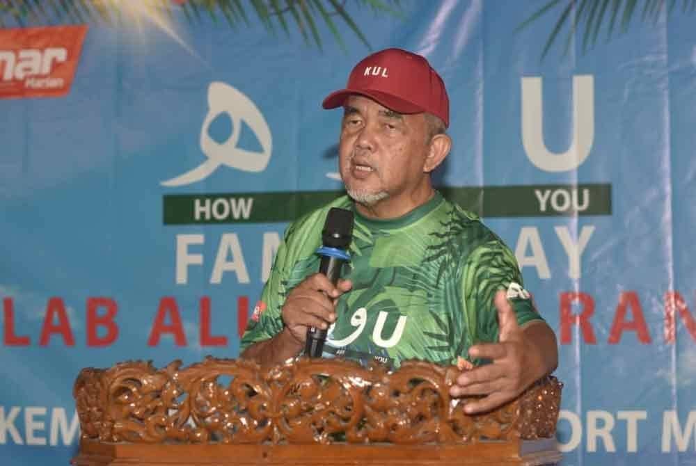 Hashim yang mewakili Penasihat KAK, Datuk Muhammad Nasir Hamzah merasmikan program tersebut.