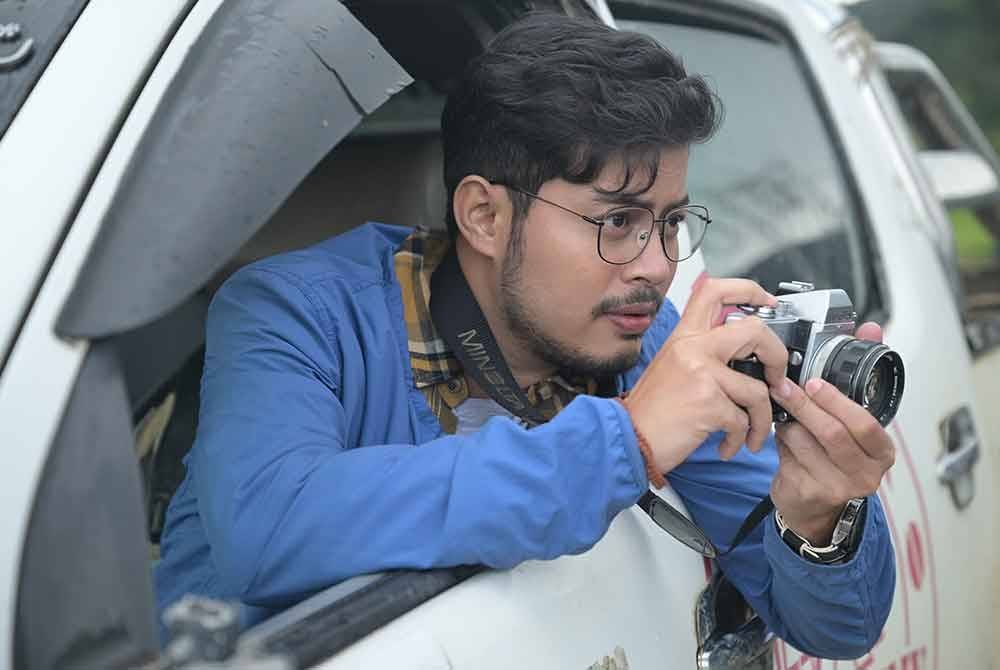 Tegkang menampilkan Syafie Naswip dan Michelle Lungan sebagai pelakon utama.