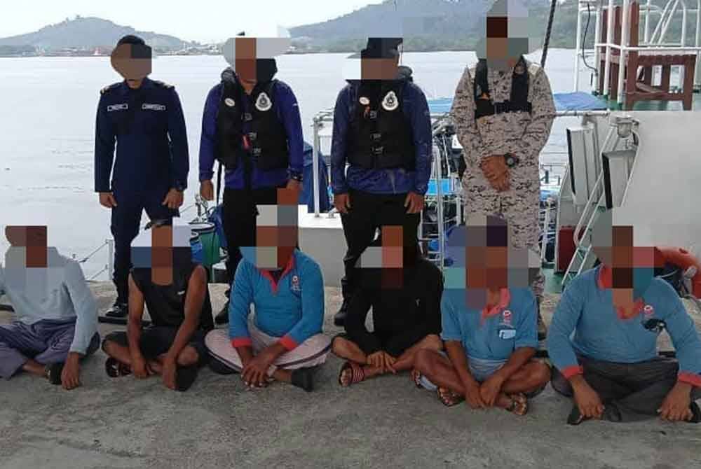 Enam warga asing ditahan menerusi Op Sangkar di sekitar Pulau Pangkor, Lumut pada Khamis. Foto Maritim Malaysia