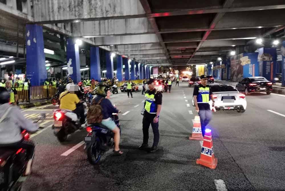 Operasi dijalankan menfokuskan pelbagai kesalahan yang melanggar peruntukan di bawah Akta Pengangkutan Jalan 1987.