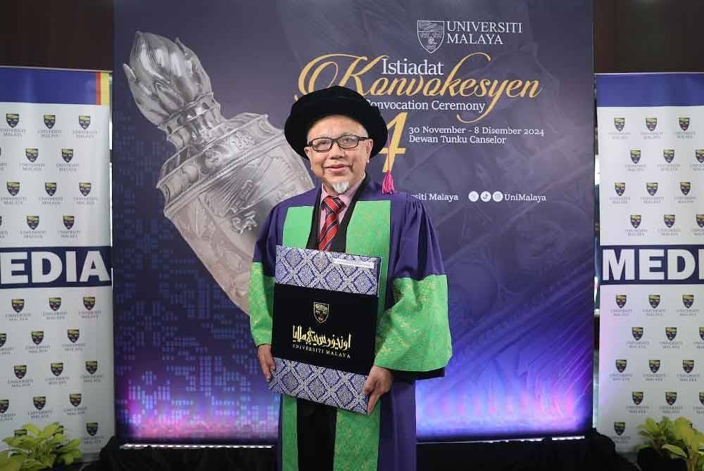 Wan Azman memberi sumbangan signifikan dalam kepakaran dan kepimpinan akademik di peringkat fakulti, universiti dan negara.