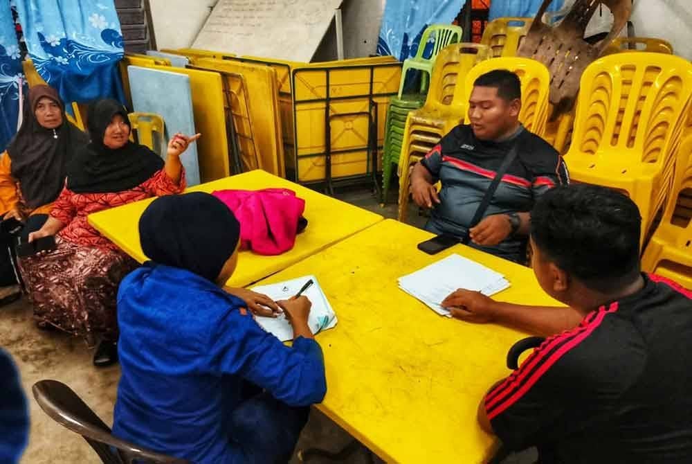 Sebanyak 15 PPS telah dibuka setakat jam 8.15 pagi Ahad. Foto ihsan APM