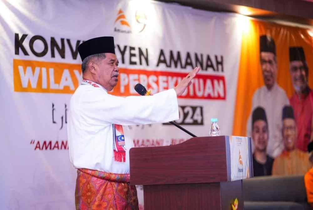 Mohamad Sabu ketika berucap merasmikan Konvensyen Amanah Wilayah Persekutuan pada Ahad.