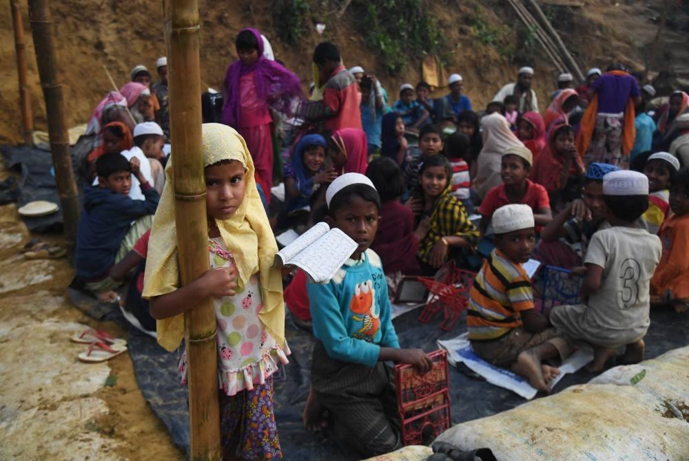 Lebih sejuta etnik Rohinya menjadi pelarian di Bangladesh akibat kekejaman junta tentera di Myanmar.