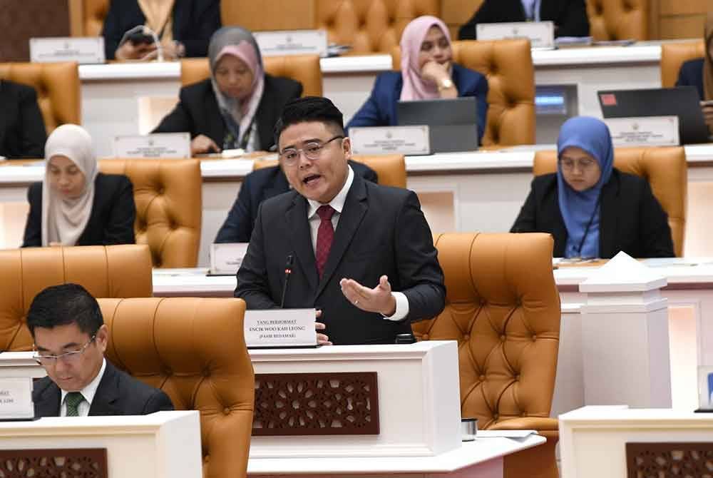Kah Leong ketika menggulung perbahasan Belanjawan Negeri Perak 2025 sempena Sidang DUN Perak di sini pada Rabu.