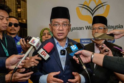 Mohd Na'im ketika ditemui pemberita selepas Majlis Penyampaian Biasiswa Al-Falah Madani Di Bawah Produk myWaqafPTPTN pada Isnin. Foto Bernama