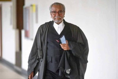 Pendakwaan membantah sidang akhbar Muhammad Shafee berhubung permohonan pembelaan untuk menemu bual Roger Ng atas alasan ia menjurus kepada tindakan menghina dan menghalang mahkamah. Foto Bernama