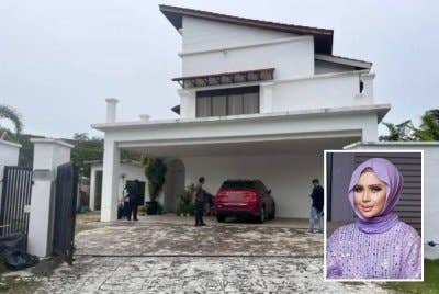 Pelbagai barangan rumah milik Che Ta bernilai hampir RM100,000 disita oleh pihak mahkamah pada Selasa.