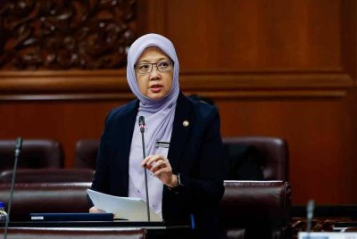 Dr Zaliha pada Mesyuarat Ketiga Penggal Ketiga, Majlis Parlimen ke-15 Dewan Negara di Bangunan Parlimen pada Rabu. Foto Bernama