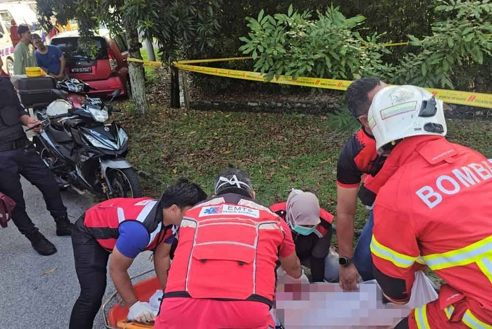 Mayat mangsa kemudiannya telah dibawa ke Jabatan Forensik Hospital Rembau untuk urusan bedah siasat.