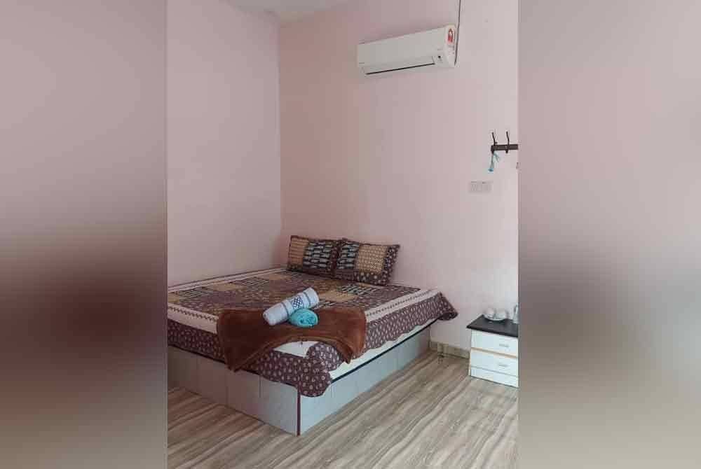 Bilik penginapan dilengkapi pelbagai kemudahan disediakan demi keselesaan pengunjung.