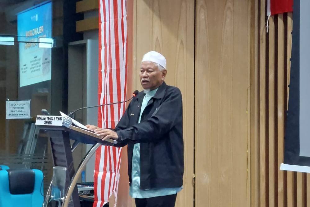 Md Daud ketika Majlis Pelancaran Pakej Haji 1446H di Auditorium Wisma Ibu Pejabat Andalusia pada Isnin.