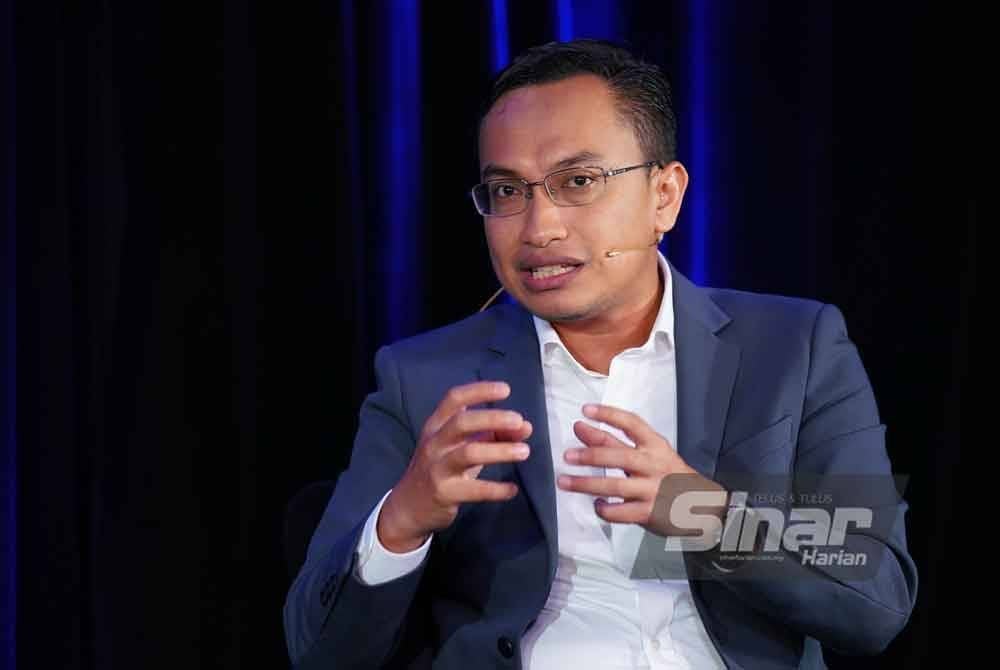 Interviu bertajuk 'PRU awal: PH-BN boleh menang?' berlangsung di Dewan Karangkraf pada Khamis menampilkan Penganalisis Politik Universiti Malaya, Dr Mohammad Tawfik Yaakub sebagai ahli panel. Foto SINAR HARIAN / MOHD HALIM ABDUL WAHID