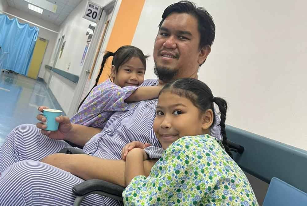 Muhammad Syukri menerima rawatan di salah sebuah hospital.