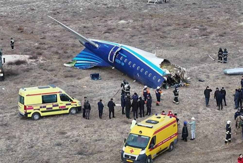 Pesawat Azerbaijan Airlines yang membawa 67 penumpang terhempas di bandar Aktau, Kazakhstan pada Rabu.