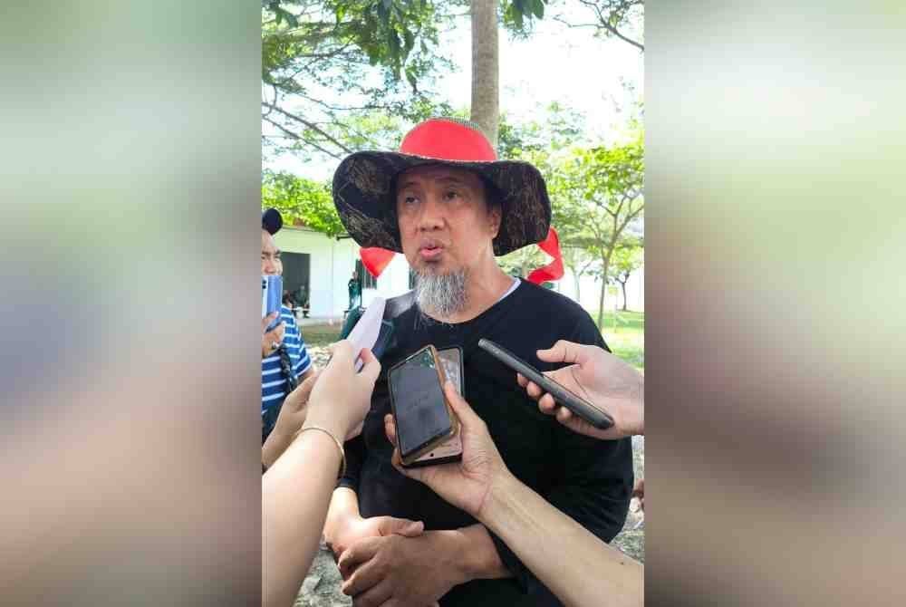 Zulkarnain ketika ditemui pemberita di Anjung Selera, Likas, Kota Kinabalu.