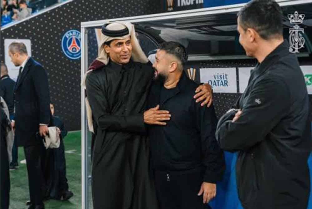 Tunku Mahkota Ismail hadir mewakili Kelab Bolasepak Johor Darul Ta'zim (JDT) dalam perbincangan bersama pengurusan tertinggi PSG. Foto X/HRH Crown Prince of Johor