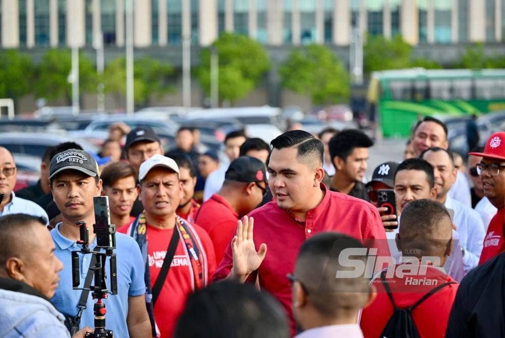 Dr Akmal Saleh hadir ke perhimpunan Solidariti Bersama Datuk Seri Najib Tun Razak Menuntut Keadilan bagi menyatakan sokongan kepada bekas presiden parti berkenaan.
