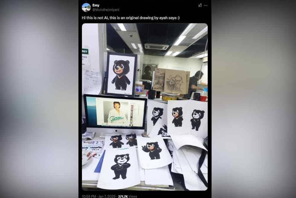 Di aplikasi X, @Muhdhelmiyani tampil menjelaskan logo rasmi VM2026 merupakan hasil lukisan bapanya.