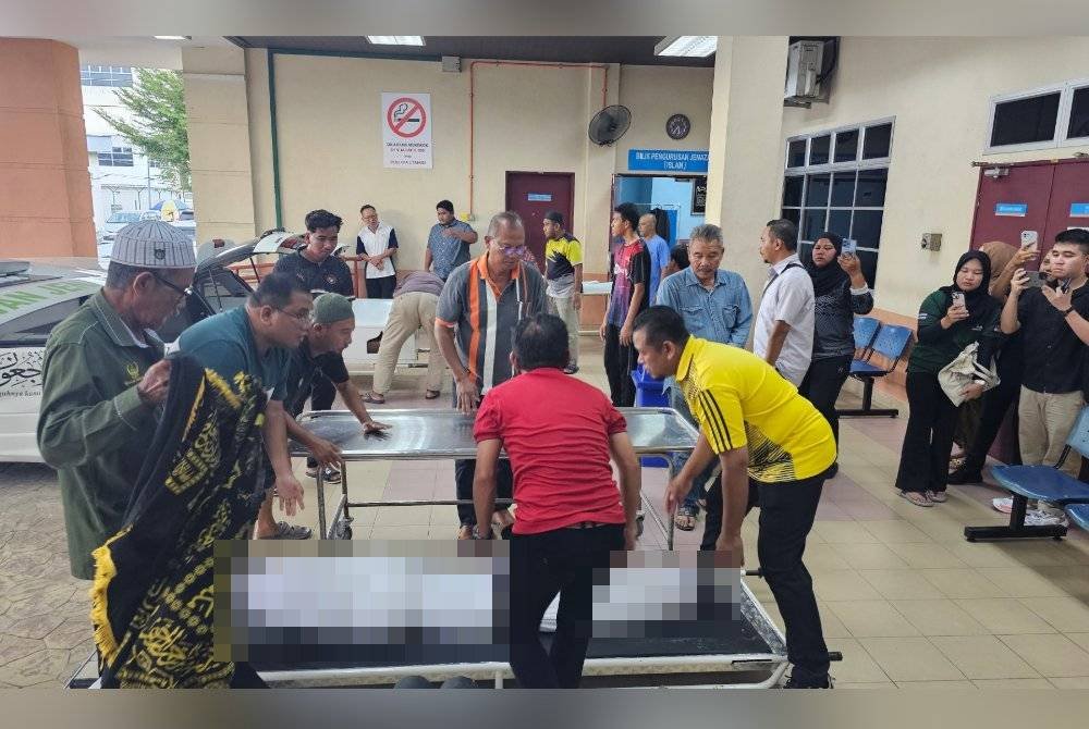 Jenazah kedua-dua beradik selesai menjalani proses bedah siasat sebelum dibawa pulang untuk dikebumikan di Batu Gajah.