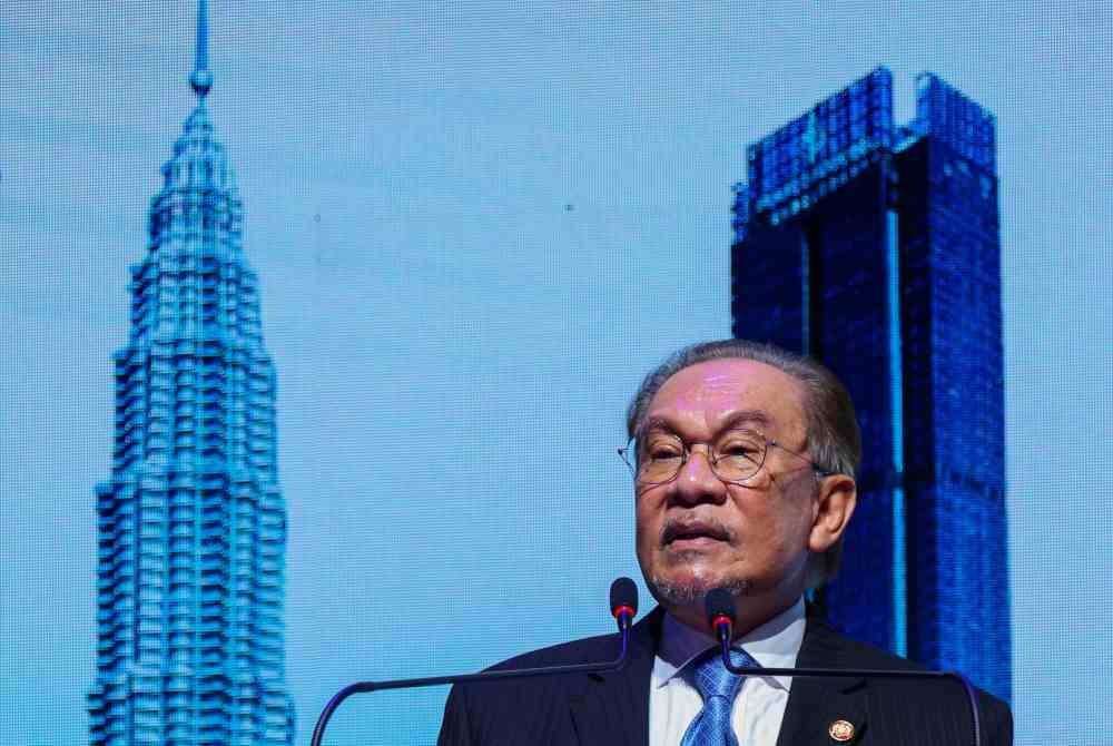 Anwar enggan melayan desakan Pas agar beliau meletakkan jawatan berhubung isu Titah Adendum.