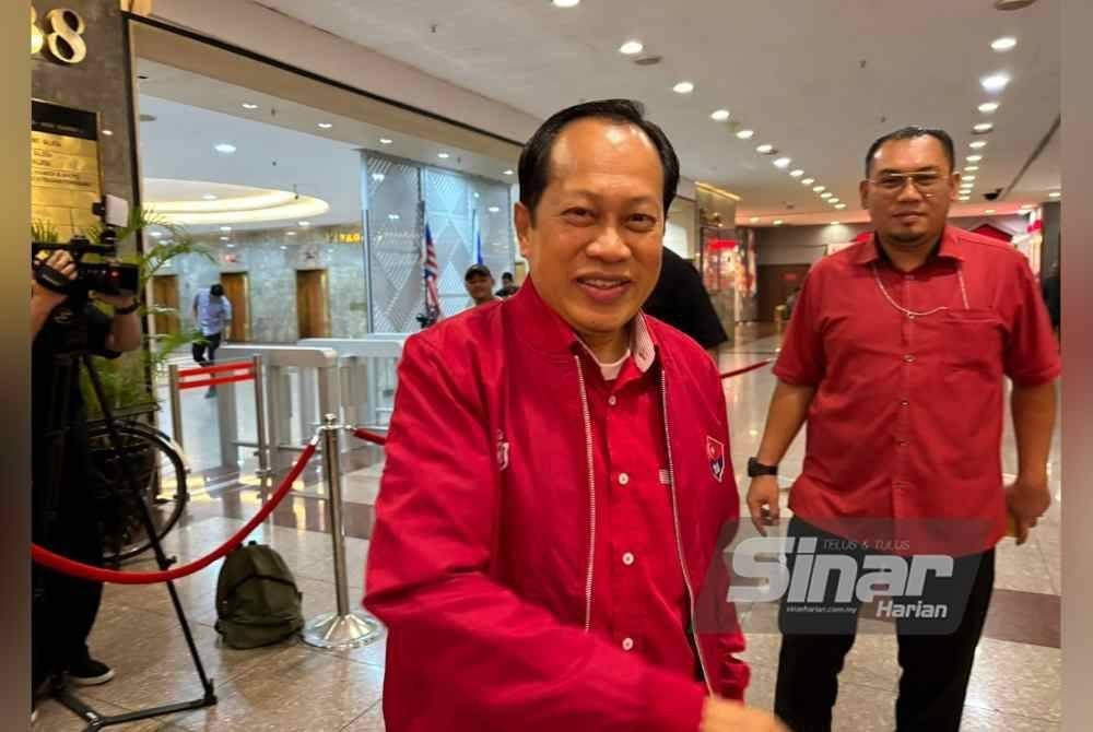 Ahmad Maslan sempat beramah mesra bersama pengamal media sebelum