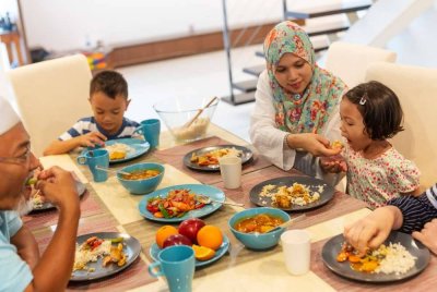 MEREKA yang menjauhi diri daripada perkara syubhah sebenarnya telah menyelamatkan diri, agama dan akidahnya serta memelihara kehormatannya. -Foto: CANVA