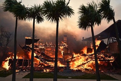Dereta rumah mewah yang terbakar hangus di Pacifiv Palisades, California. AFP
