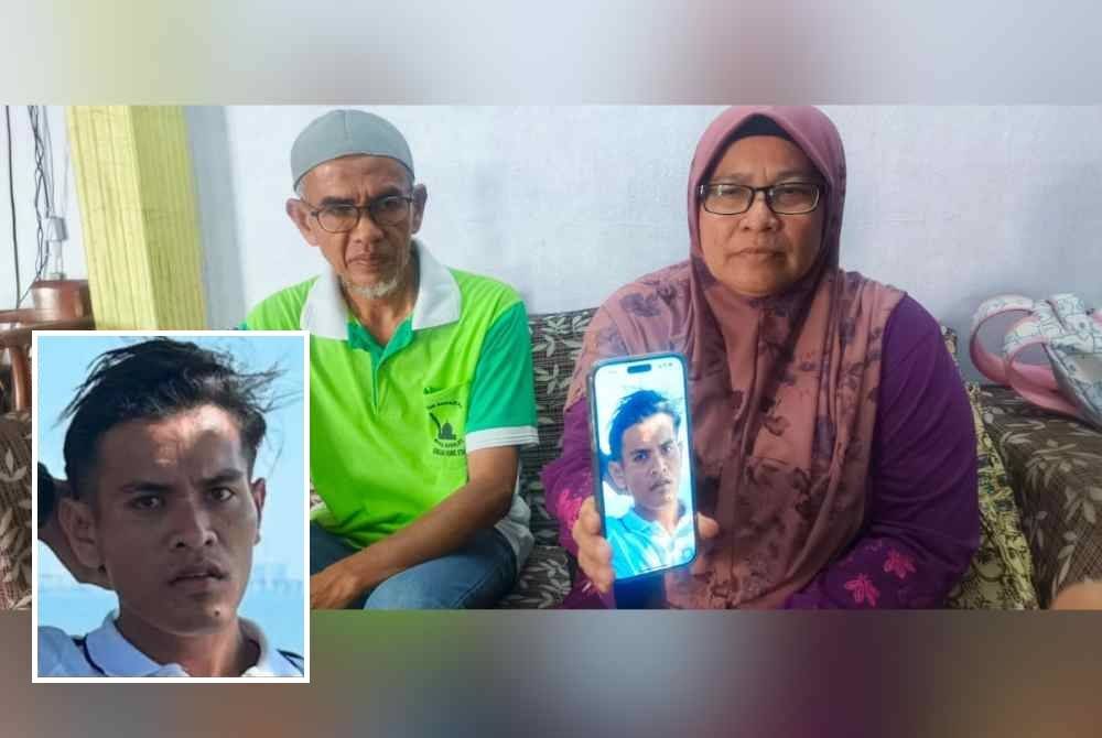 Barisah (kanan) dan suaminya menunjukkan gambar Al-Amin semasa ditemui di rumah mereka di Taman Semarak, Sungai Petani pada Isnin. Gambar kecil: Mohamad Al-Amin
