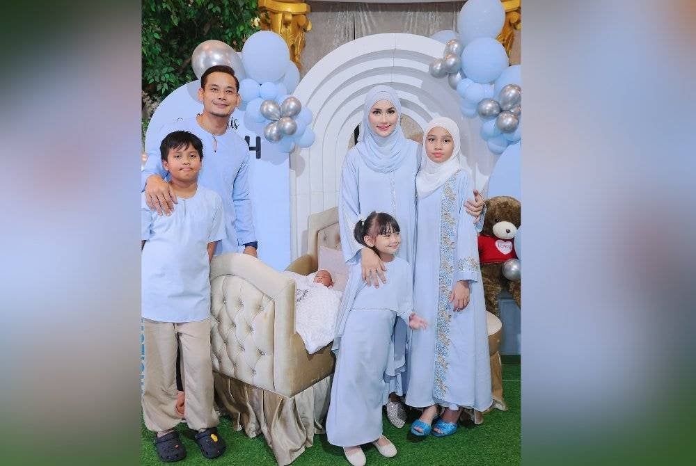 Keluarga bahagia Fasha-Aidil. Foto Instagram Fasha Sandha