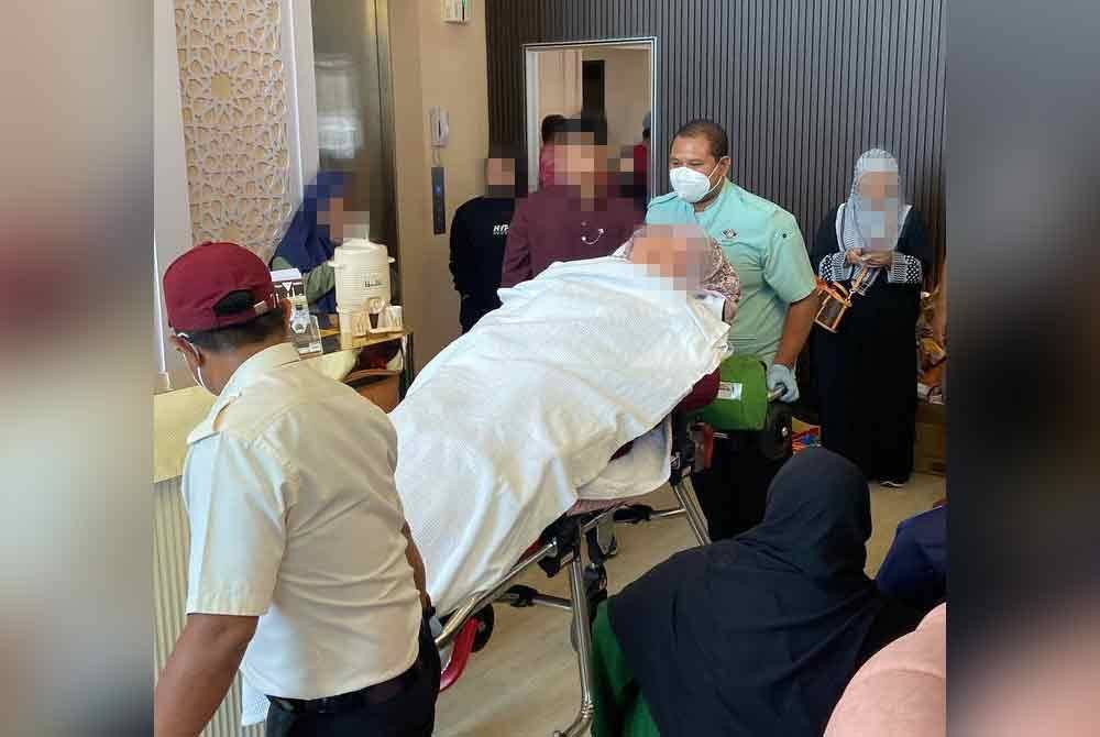 Seorang pekerja wanita dipercayai dari unit kewangan syarikat tersebut rebah akibat serangan panik dan kegelisahan.