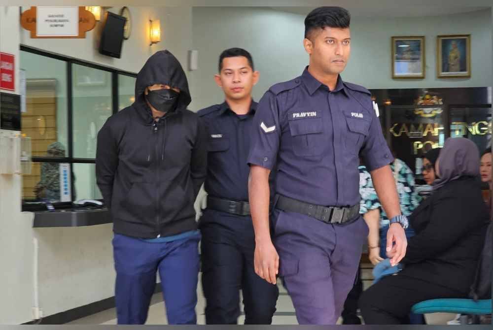 Mengikut pertuduhan, Mohd Nazri didakwa membunuh Muhammad Zaharif Affendi di Jalan Taman Jati 1 berhampiran Sekolah Menengah Kebangsaan Jati, Ipoh antara jam 11.45 pagi hingga 12.32 tengah hari pada 15 Disember 2023.