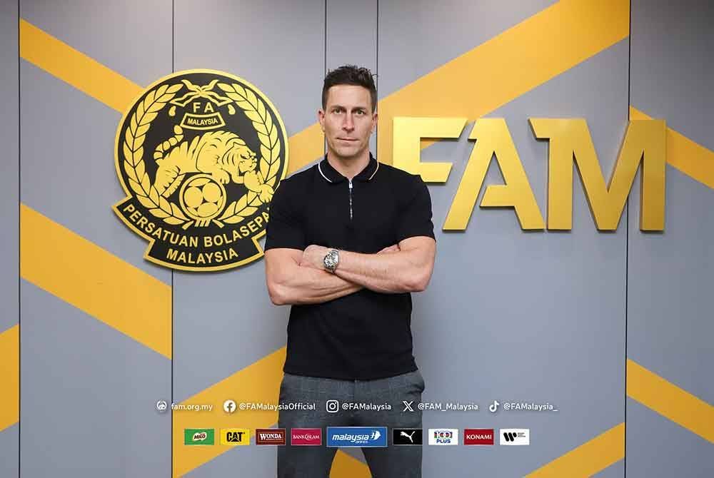 Robert Douglas Friend - Foto FAM