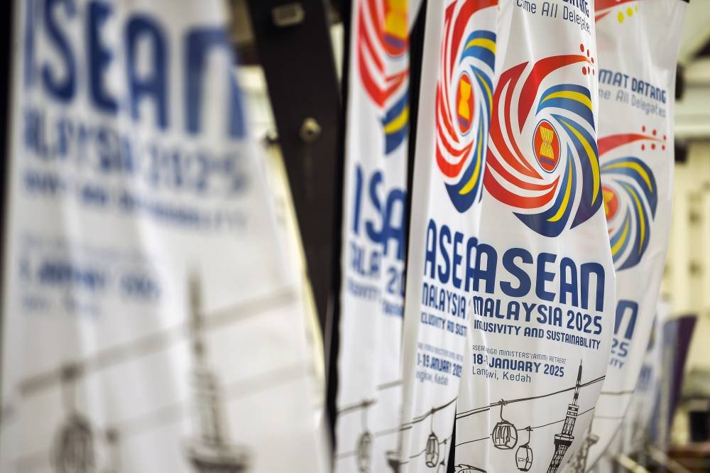 Permukiman ini akan menjadi mesyuarat utama pertama di bawah kepimpinan Malaysia sebagai Pengerusi ASEAN pada 2025. Foto Bernama
This year, Malaysia is set to host approximately 323 ASEAN meetings across various levels, culminating in the ASEAN Summit, which is anticipated to take place in October.
--fotoBERNAMA (2025) COPYRIGHT RESERVED